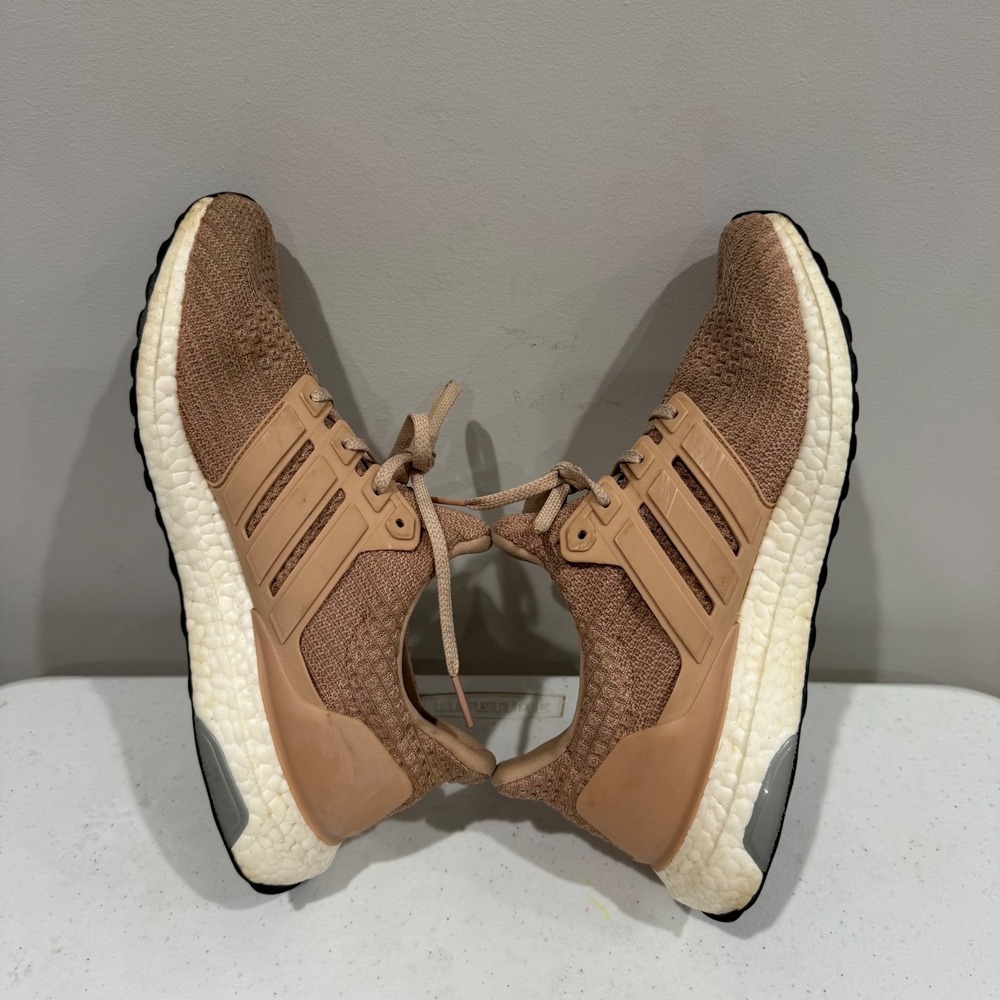 Adidas Ultraboost 4.0 Ash Pearl Running Shoes Womens 9 Athletic - Picture 4 of 8
